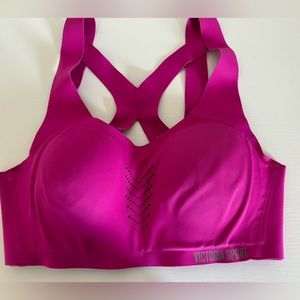 Women’s Victoria Sport Angel Max Bra, Size 32C, Magenta
